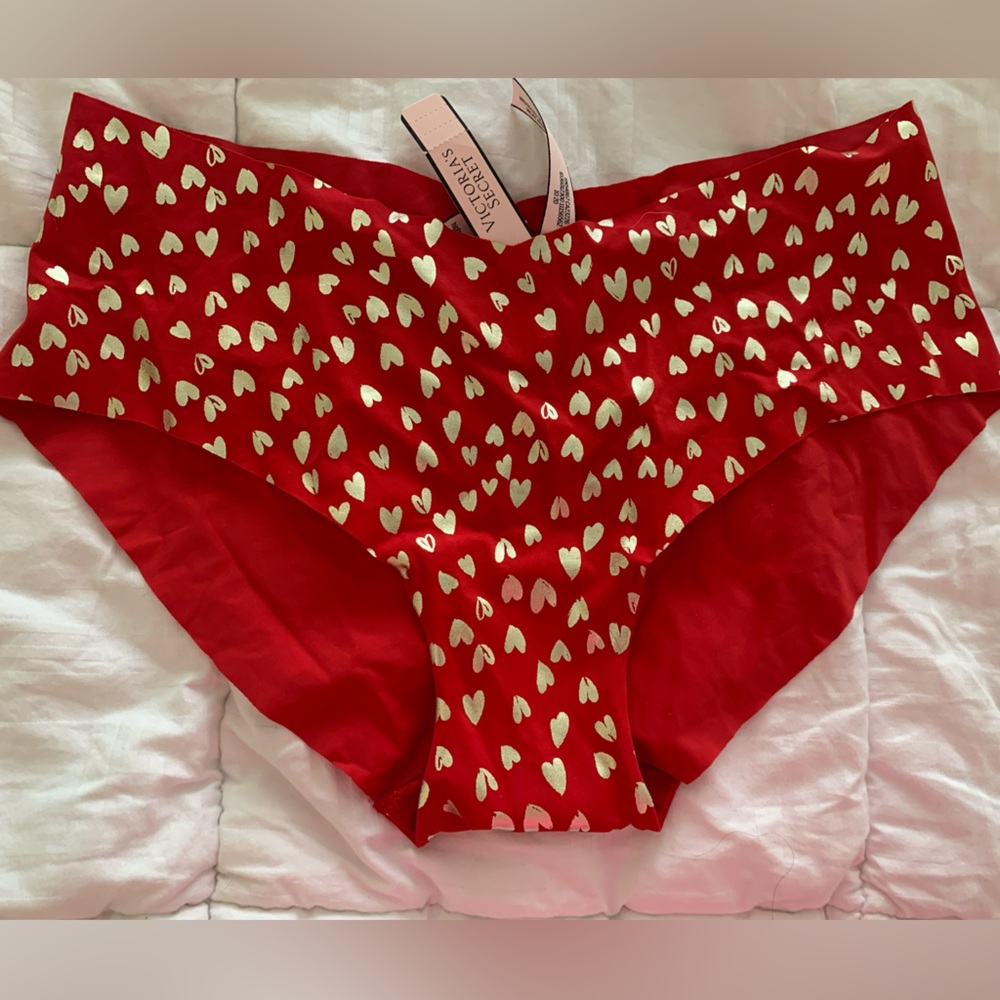 Victorias Secret Heart Cheeky Panties